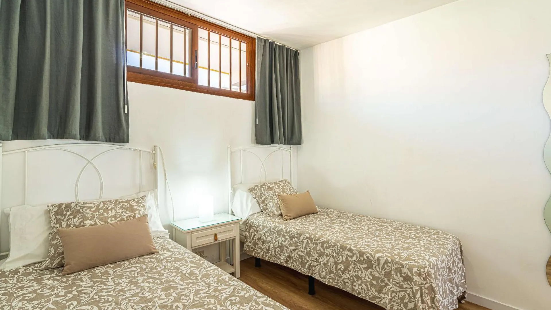 As De Casas - Achacay Apartment With Sea Views And Pool Arona   Arona (Tenerife)